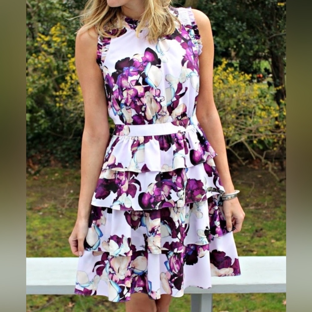 Banana Republic Lilac Tiered Ruffle Floral Dress Size 4